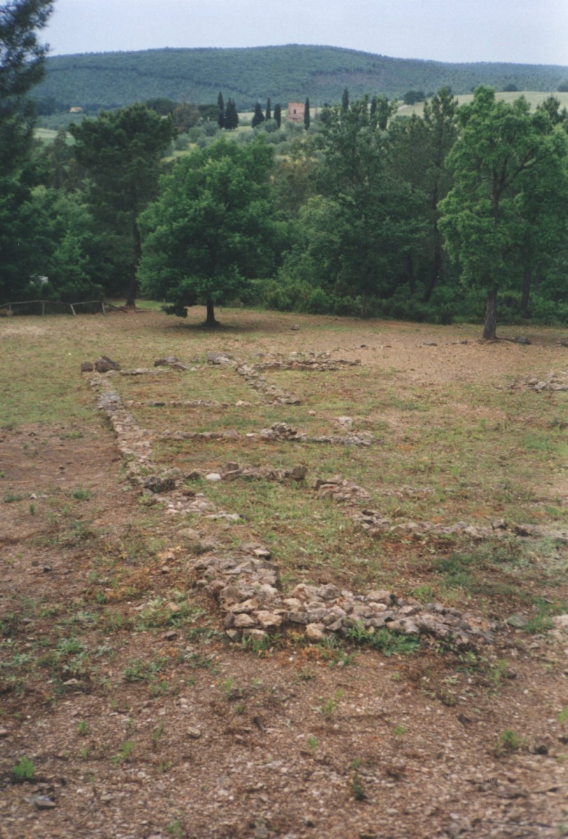 28-05-98 - Massa Maritima - site etrusque - fondations du.jpg